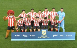 Estudiantes: se perfila el mismo once inicial para visitar a Newell's