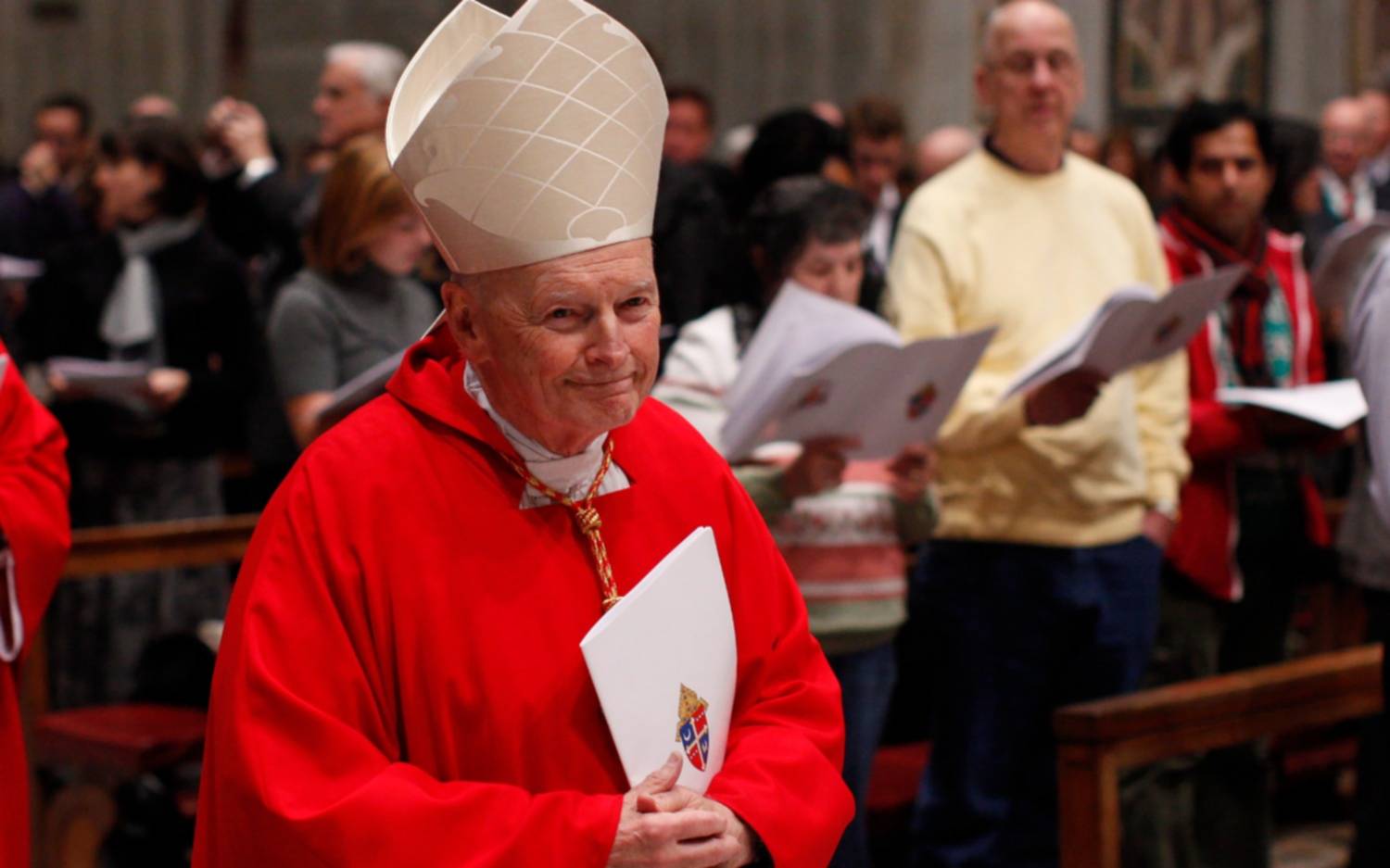 El cardenal estadounidense expulsado de la Iglesia fue acusado por abuso sexual contra un adolescente
