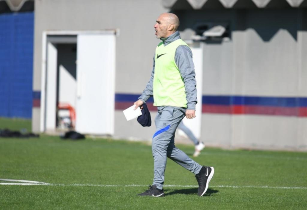 Paolo Montero vaticinó que “San Lorenzo será un equipo complicado”