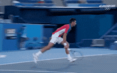 Tras caer por el bronce, Djokovic inauguró una nueva disciplina: lanzamiento de raqueta
