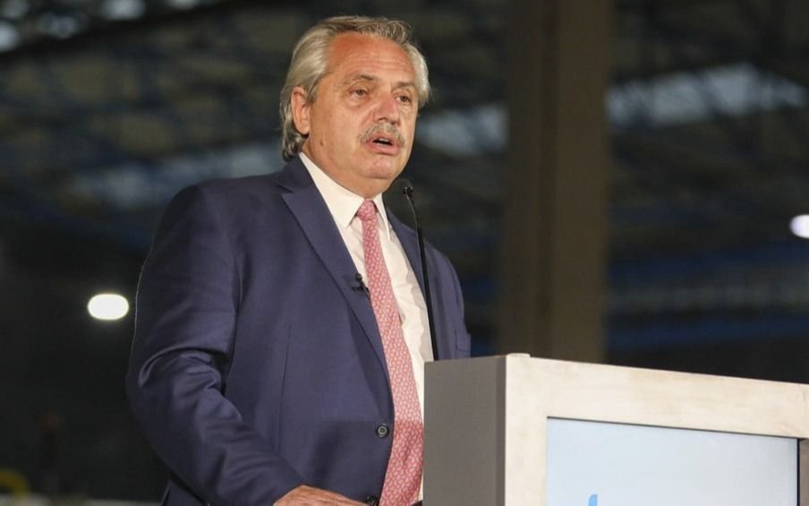 Alberto Fernández propuso discutir la duración en el cargo de los jueces