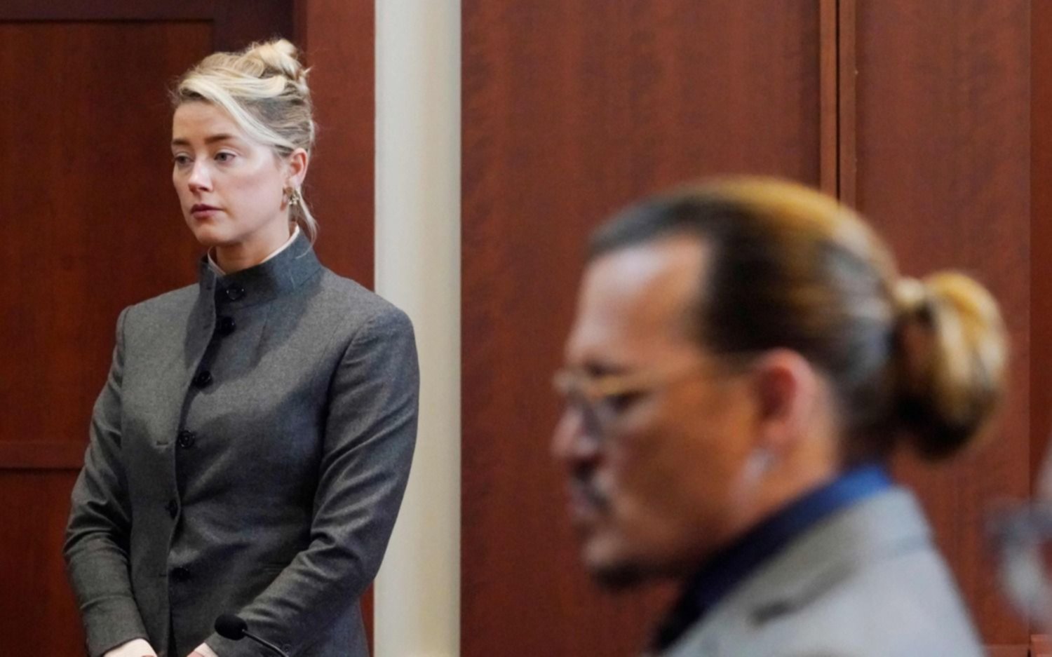 Sigue la novela: Amber Heard quiere anular el juicio que ganó Johnny Depp por uno de los jurados