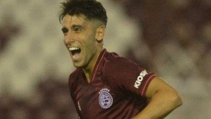 Contrarreloj apuran por la llegada de un lateral derecho
