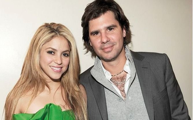 Aseguran que Antonio de la Rúa contactó a Shakira tras su separación con Gerard Piqué