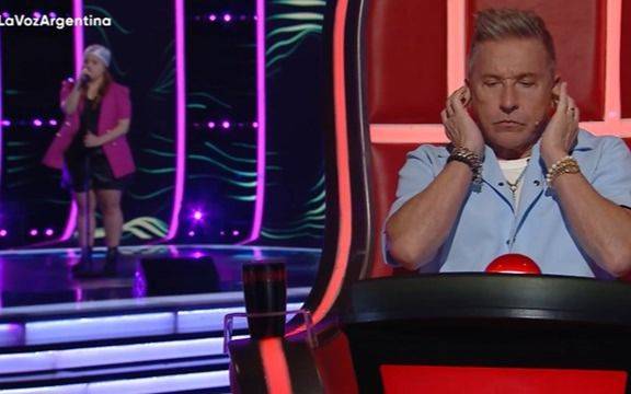 ¡Se taparon los oídos! Una participante de La Voz Argentina desafinó y el jurado se lo hizo saber
