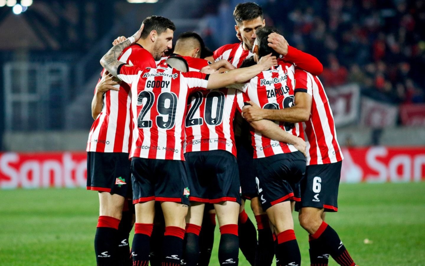 Cuántos dólares embolsó Estudiantes en la Libertadores: si avanza puede ganar hasta 5 ventas de Del Prete