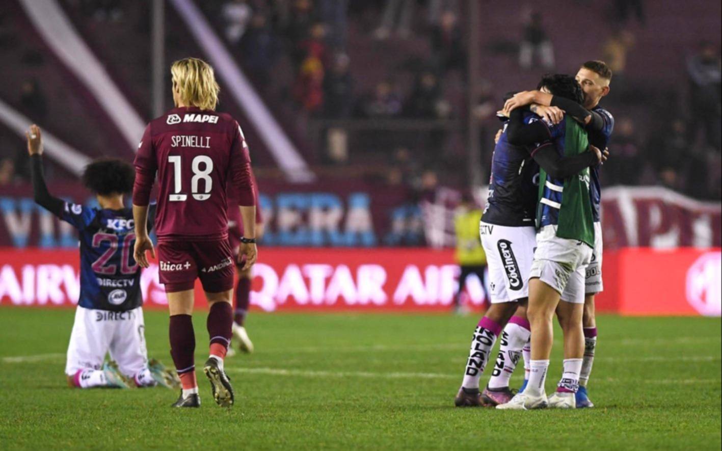 En medio de los insultos de los hinchas, otro entrenador se quedó sin trabajo: ¿De quién se trata?