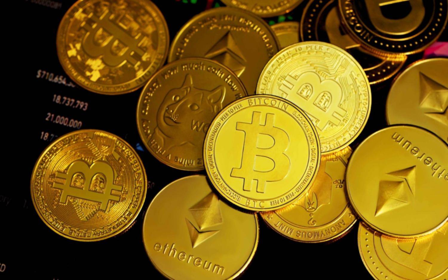 Llegó el aguinaldo: ¿dólares o criptomonedas para ganarle a la inflación?