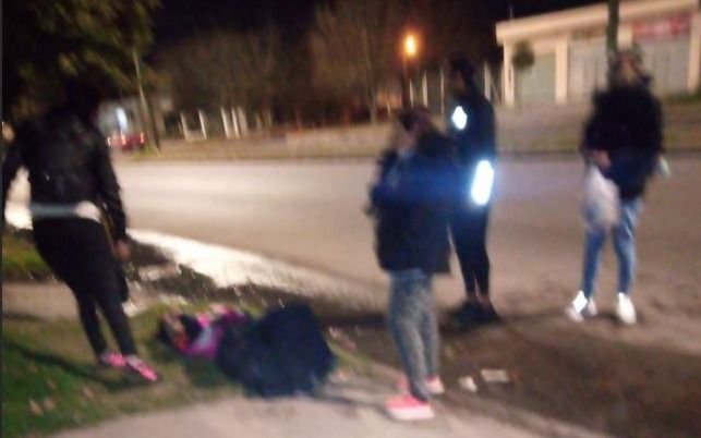 Atropelló a dos chicas que iban en moto en la 520 y se dio a la fuga