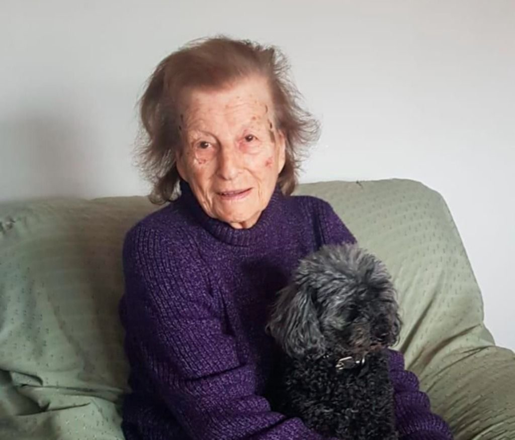 Lidia cumple 101 años y es la socia del Lobo más longeva