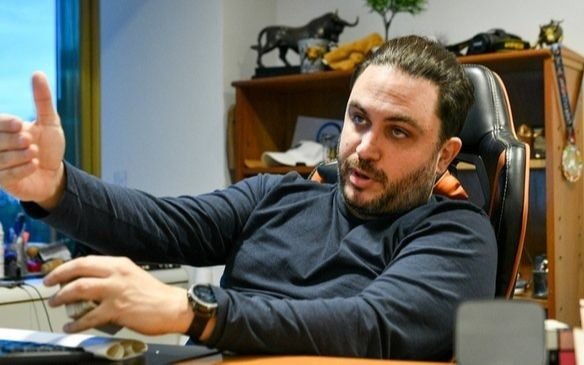 Se profundizan las internas en Libertad Avanza: el diputado Marra disparó contra un estrecho colaborador de Milei