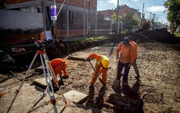 Obras de pavimento en Bernal Oeste