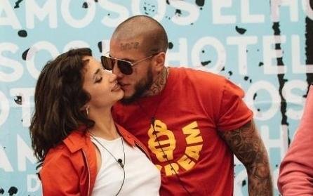 La declaración de amor que podría costarle mucho a Alex