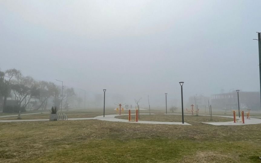  Neblina, probabilidad de precipitaciones aisladas y humedad