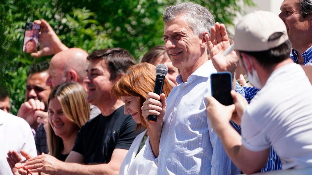 Sobreseyeron a Macri por espionaje a los familiares del ARA San Juan