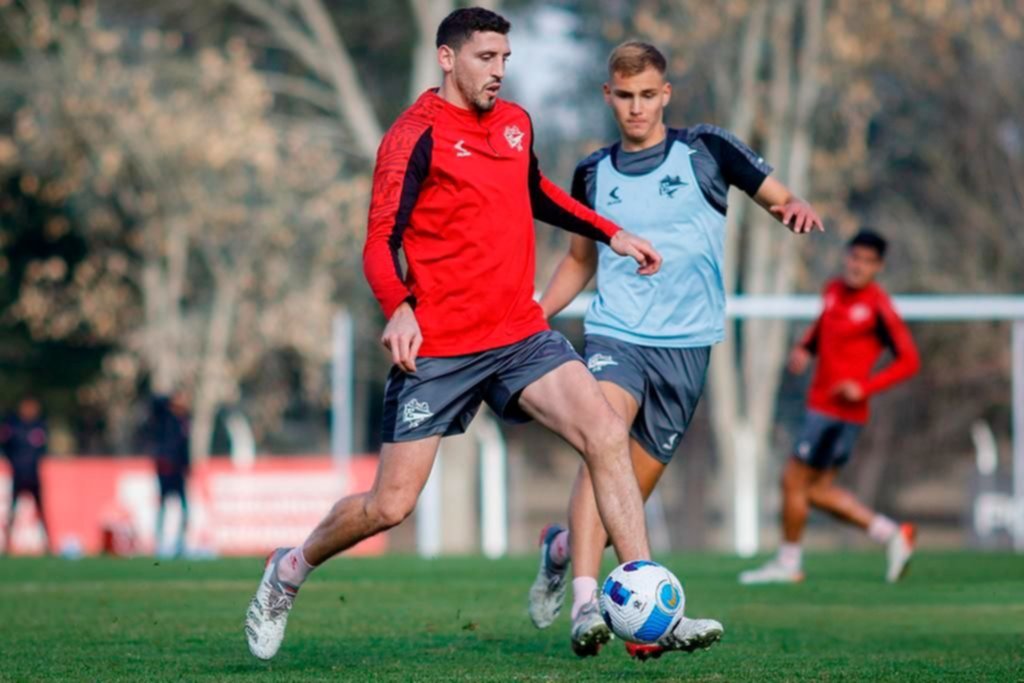Entre bajas y alternativas, Zielinski busca el once