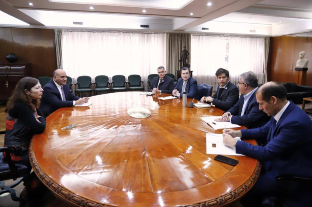 Batakis le planteó a gobernadores aliados la situación fiscal