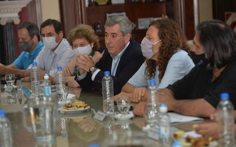 Aumento a estatales bonaerenses: gremios oficializaron el reclamo para reabrir paritarias