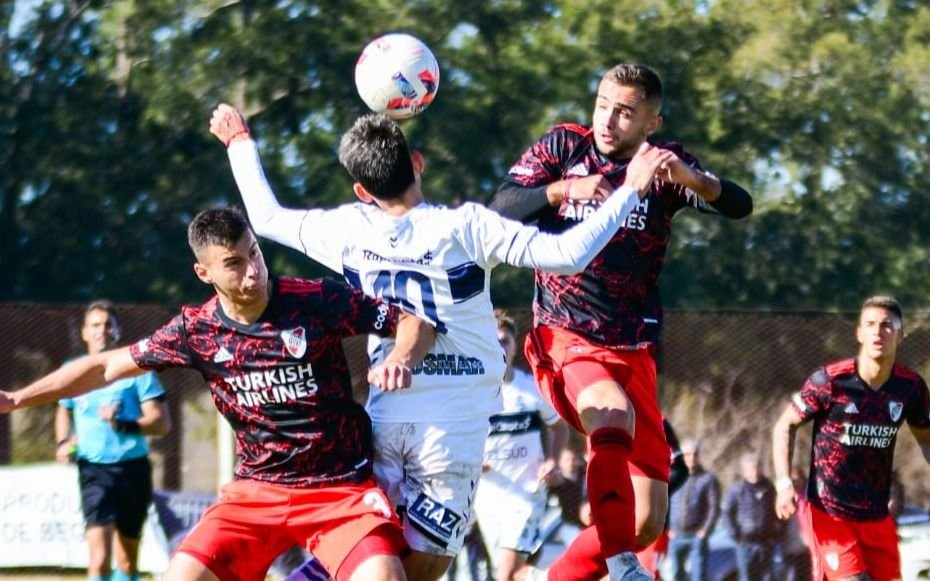 Los pibes de la Reserva de Gimnasia no pudieron con River