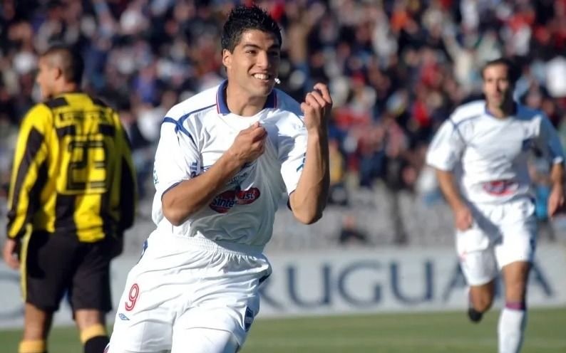 En Uruguay afirman que Luis Suárez jugará en Nacional