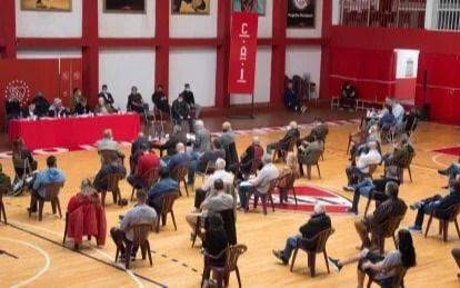 Al "Rojo" vivo: socios de Independiente realizan una autoconvocatoria previo a la asamblea