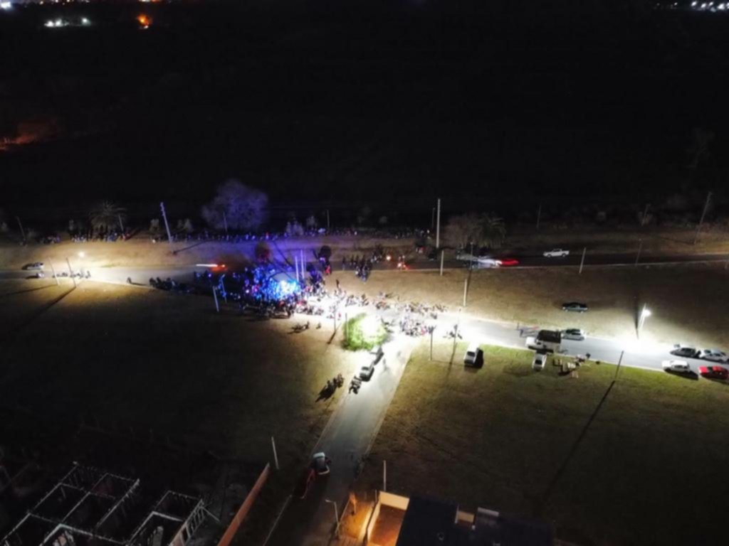 El centro de Villa Elisa, también en vilo por el descontrol nocturno