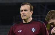 Racing tiene que ganar en Santiago en el debut de Balbo