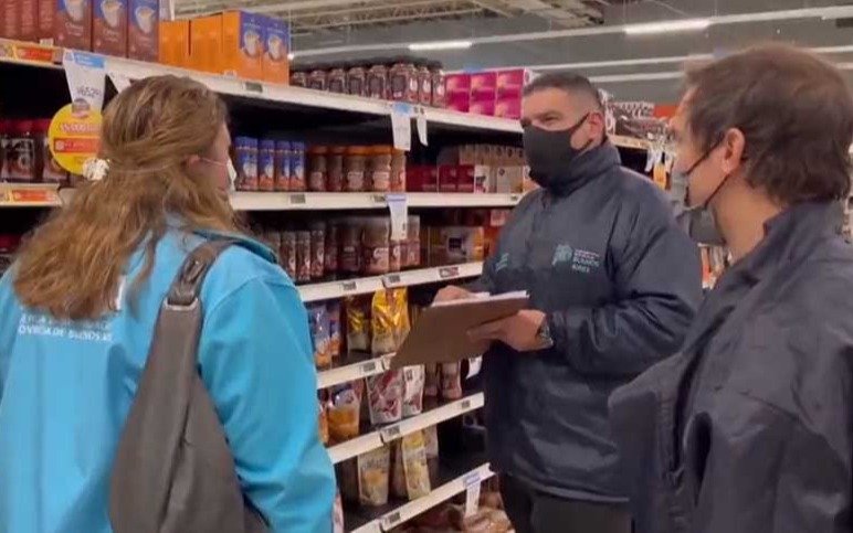 Inflación: el Gobierno ordenó operativos en supermercados para controlar los precios