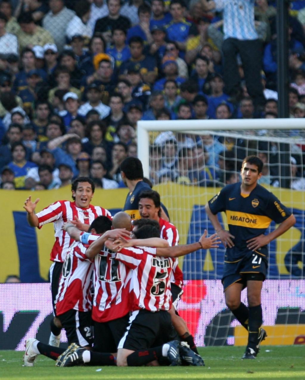 Estudiantes busca romper un maleficio de 14 años sin triunfos