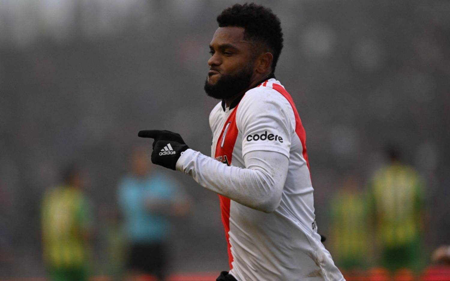 River, con un Borja encendido, goleó 3 a 0 a Aldosivi en Mar del Plata
