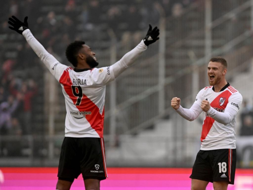 Borja fue la llave que abrió el partido para el triunfo de River en Mardel, por goleada