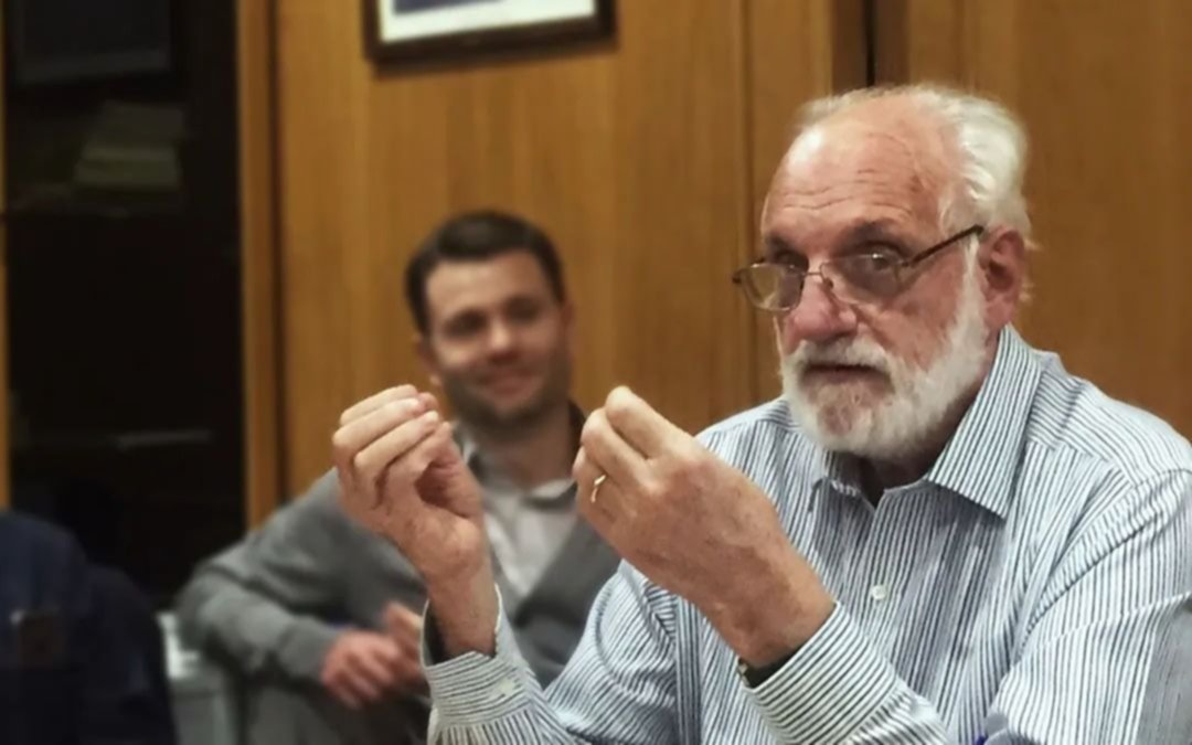 “Festejan los chorros”: De Pablo, irónico con Di Tullio que pidió policías en las cuevas del dólar blue