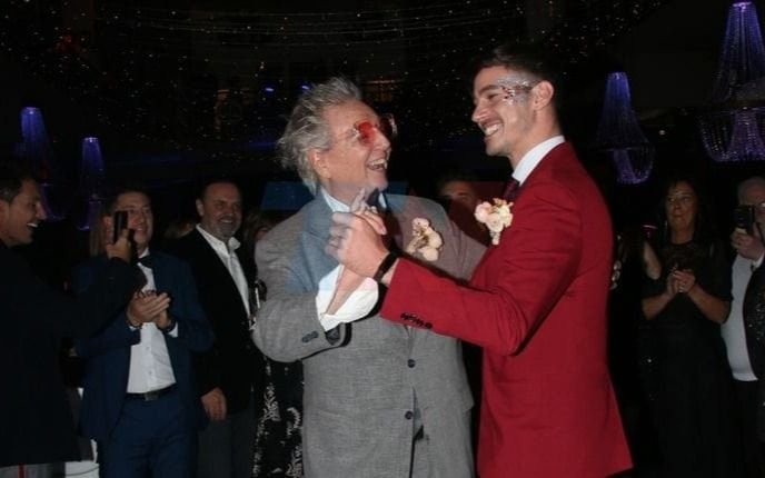 Pepe Cibrián en crisis: pese a que lo echó, su ex se atrincheró en su casa tras el escándalo