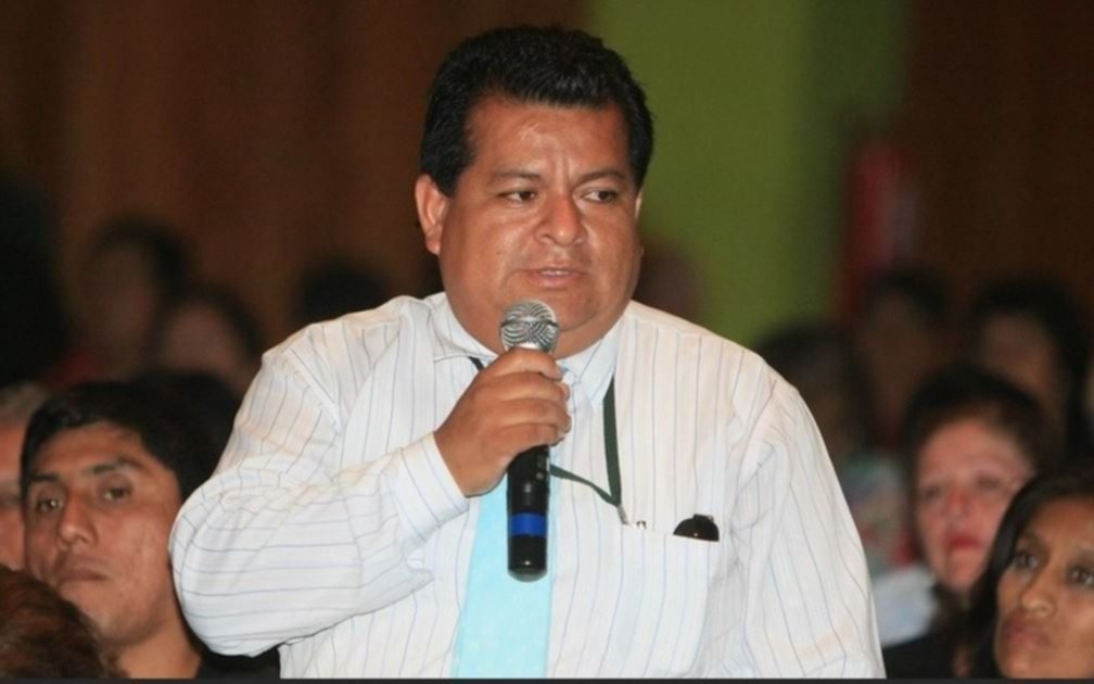 Perú: un ex secretario de Castillo se entregó tras estar prófugo