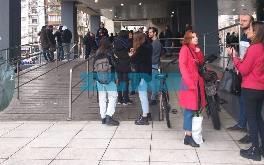 Tensión en la Torre de 12 y 51: amenaza de bomba y evacuación