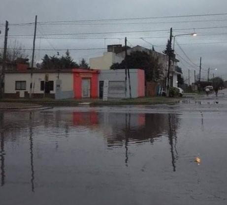 La lluvia empieza a retirarse de La Plata y mejora el clima: cómo sigue el tiempo