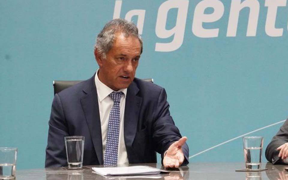 Daniel Scioli vuelve a la embajada en Brasil y renunció Domínguez en Agricultura