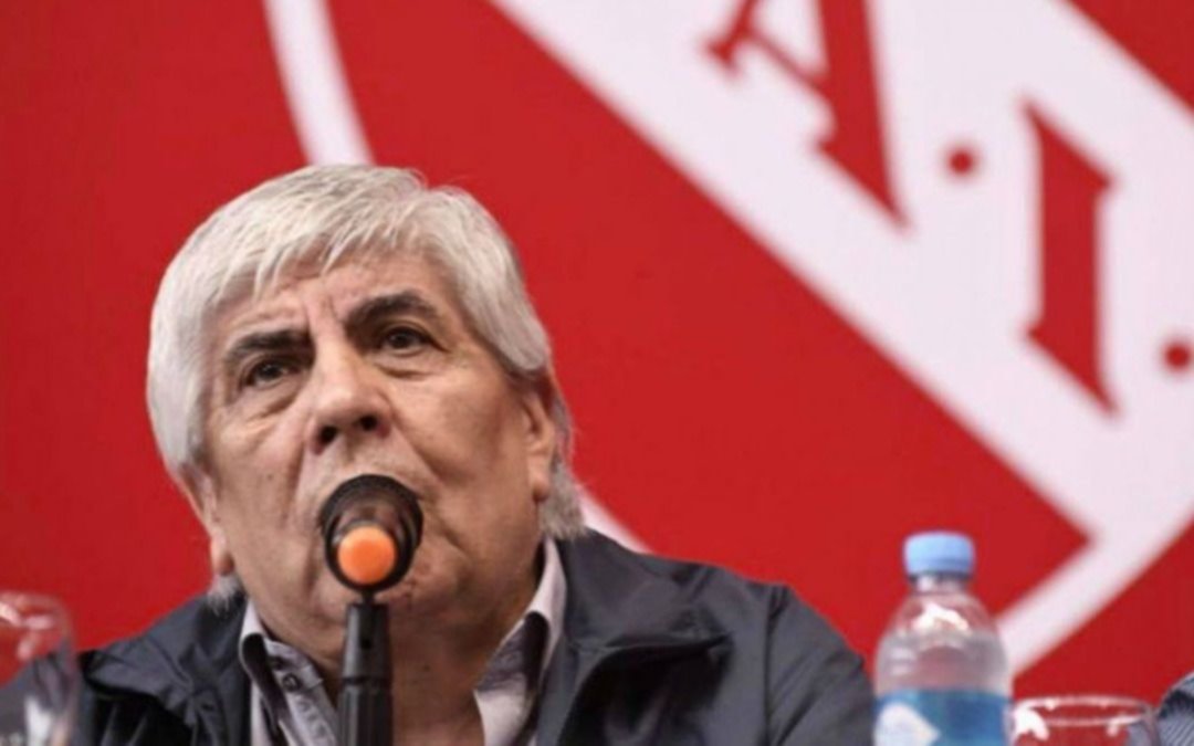 Moyano se bajó de las elecciones de Independiente