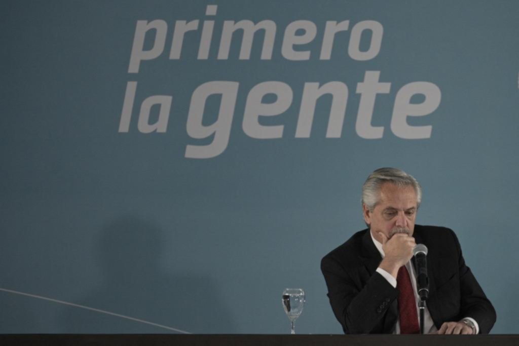 El Presidente cada vez más sólo en el equilibrio del poder oficialista
