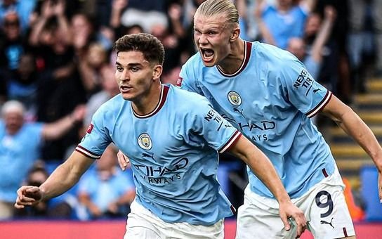 VIDEO. Primer grito de Julián Álvarez en el Manchester City, aunque Liverpool ganó la Community Shield