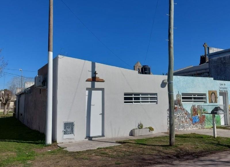 Le sacan la moto cuando rezaba en una capilla
