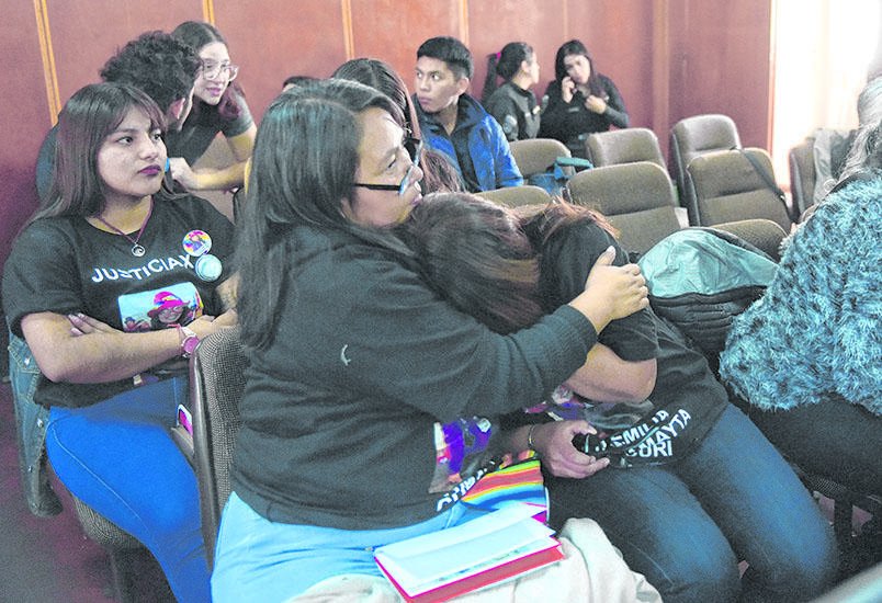 “¡Sáquenla!”, el durísimo relato de la joven que le practicó RCP a Emilia