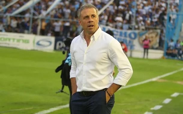No va más: Lucas Pusineri dejó de ser el entrenador de Atlético Tucumán