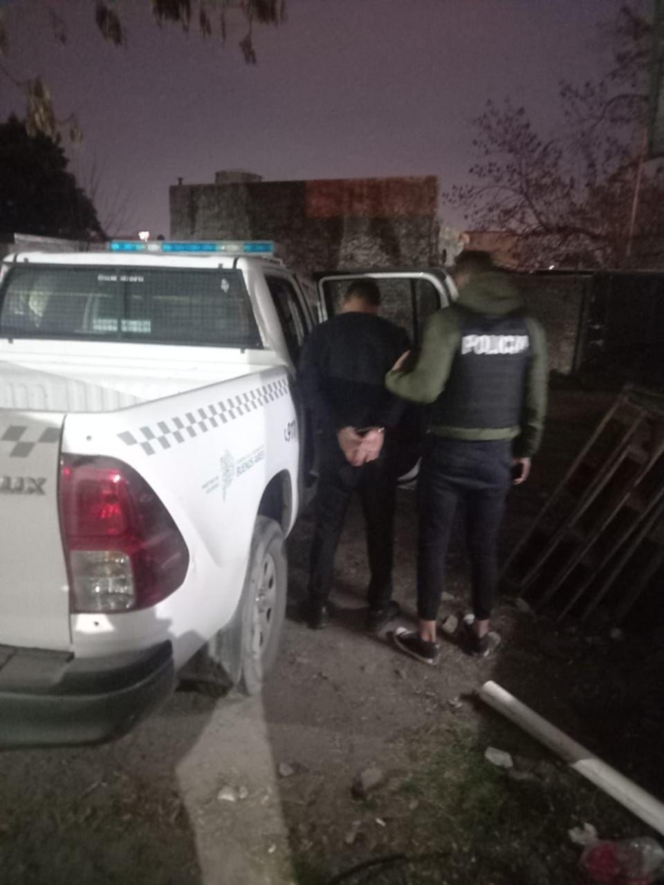 Dos víctimas baleadas siguen peleando por su vida