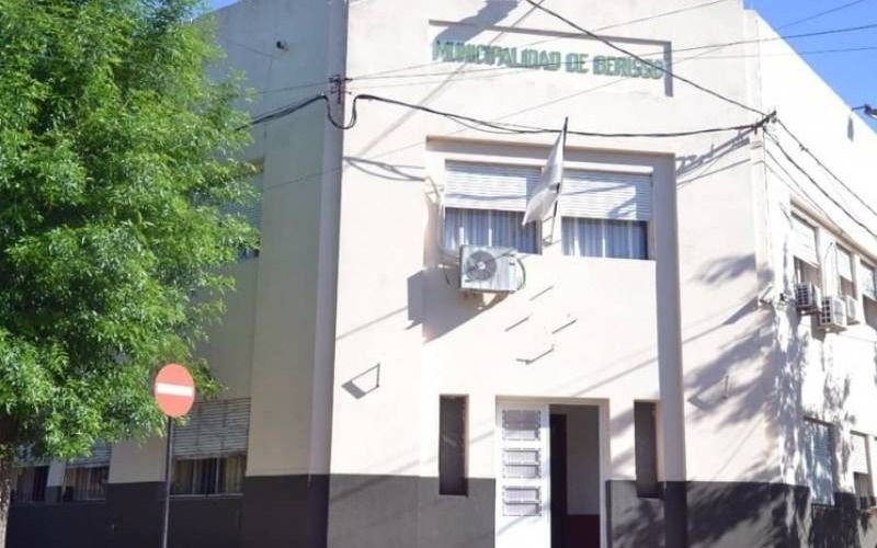 Sigue el conflicto en Berisso: cruce entre una funcionaria y trabajadores municipales