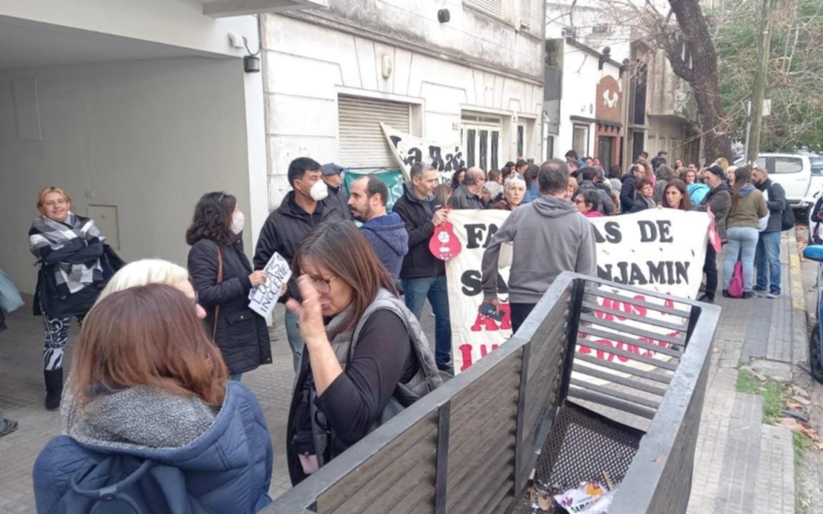 Se vuelven a movilizar por Lucas Puig, el profesor de música condenado por abusos en La Plata