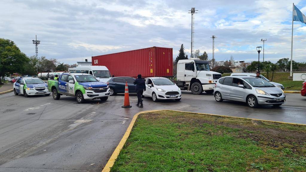 Embotellamientos por un error en el corte, a raíz de la obra en la Autopista