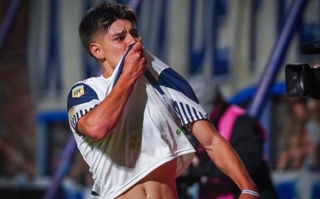 Benjamín Domínguez es seguido por Corinthians