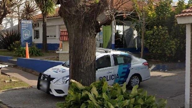 Intentan fugarse de una comisaría a los golpes