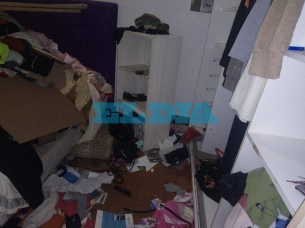 Robaron $100 millones a una familia de La Plata: actuó una violenta banda de 8 ladrones